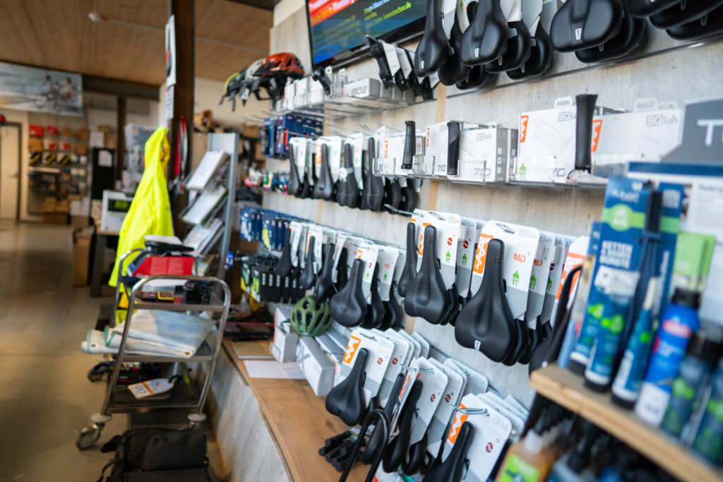 Showromm/Bikestore 12