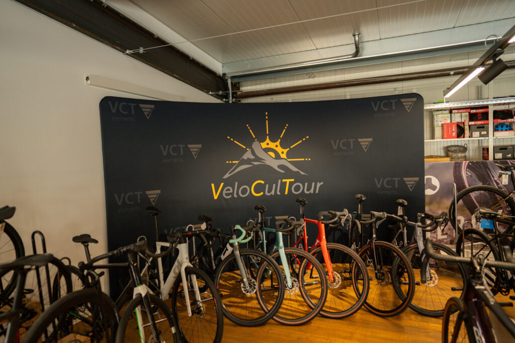 Showromm/Bikestore 06